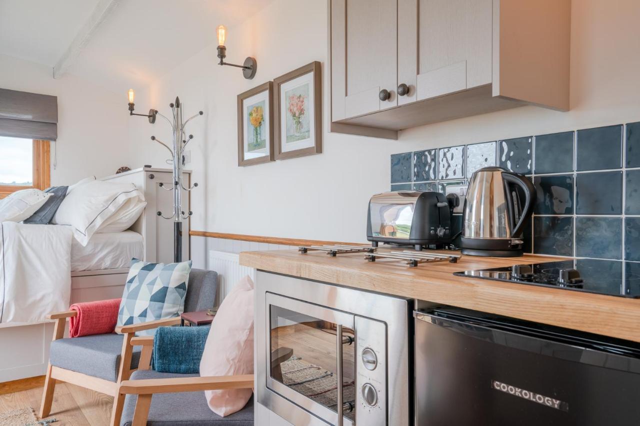 Outbak Shepherds Hut Cheltenham Exteriér fotografie